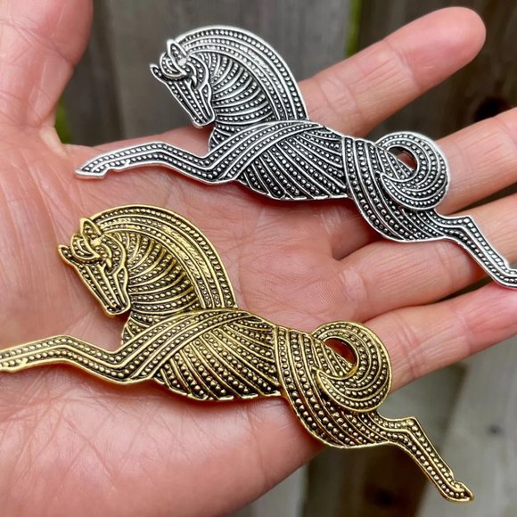🔥2/$20 Large size horse brooch pin pendant - Picture 3 of 8